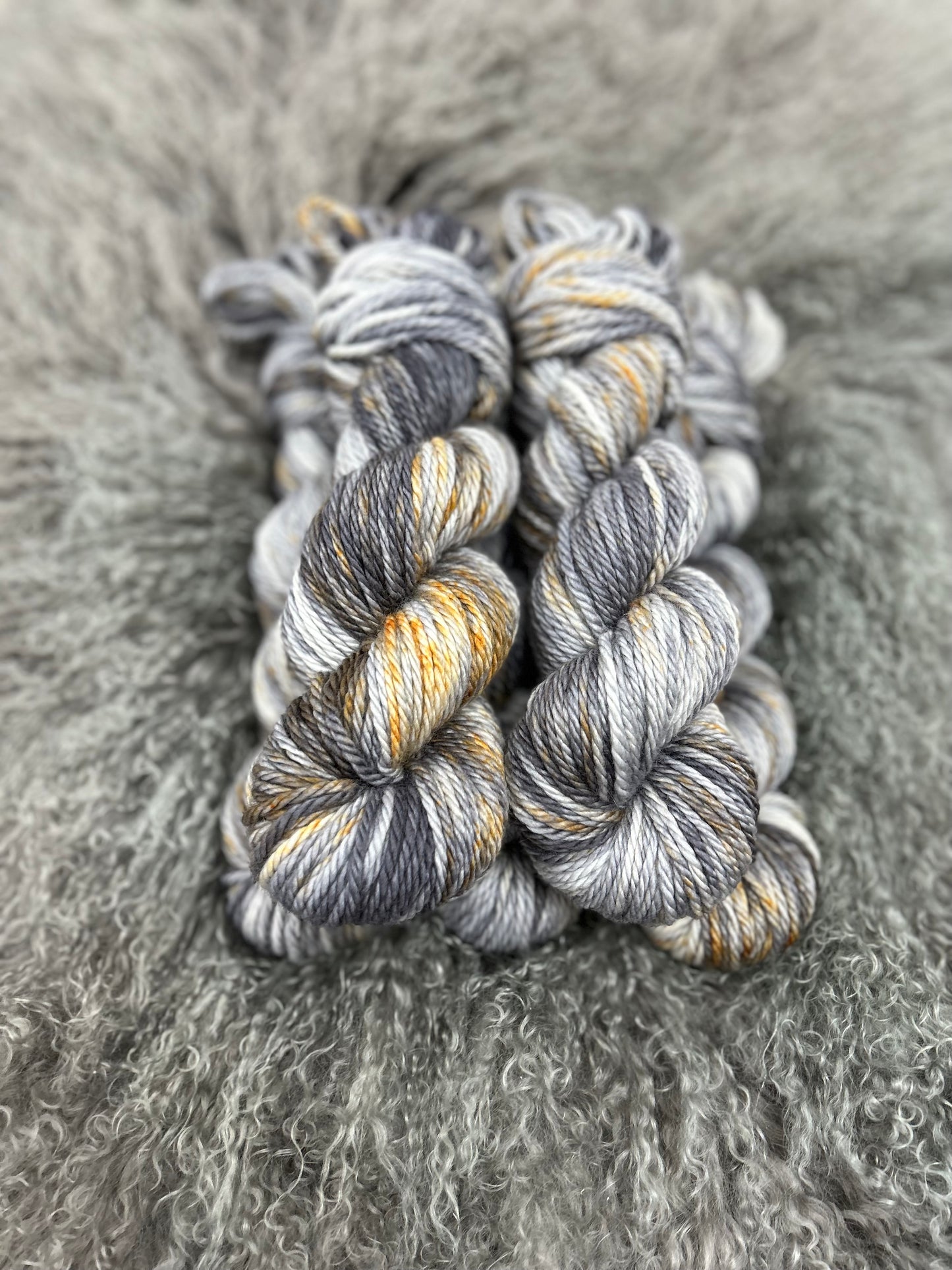 "Iron & Ore" - Bulky Merino