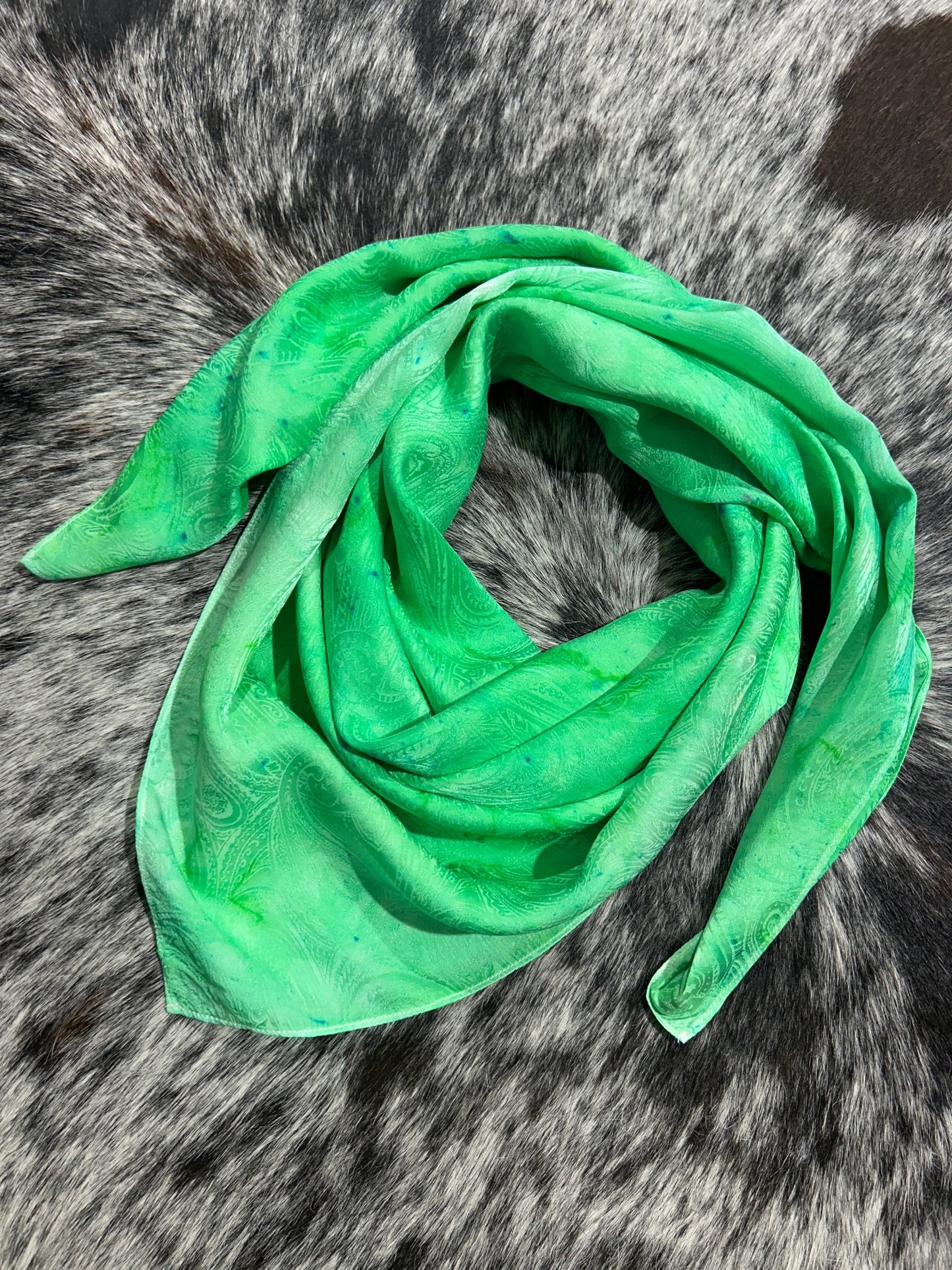 “Bright Green”- 100% Jacquard Silk Wild Rag (36") Amber Waves KS