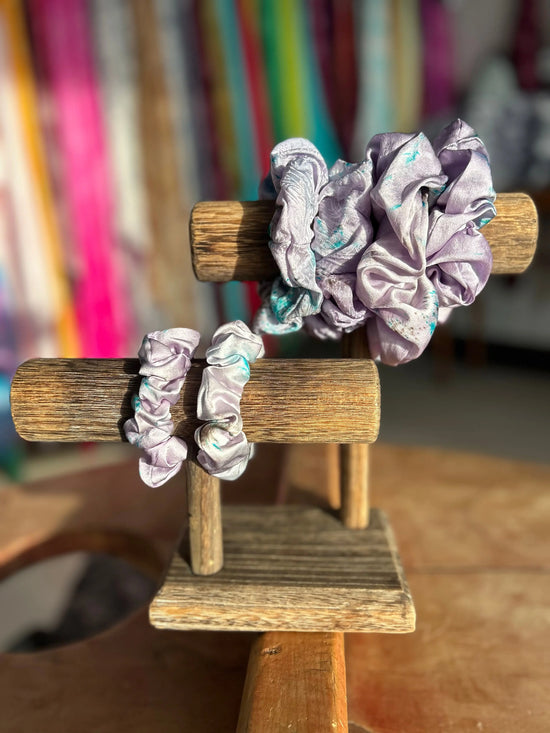 100% Silk Scrunchie | Hand-Dyed Mulberry Silk | Lavender Speckled