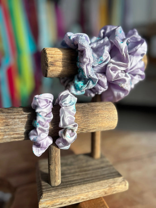 100% Silk Scrunchie | Hand-Dyed Mulberry Silk | Lavender Speckled
