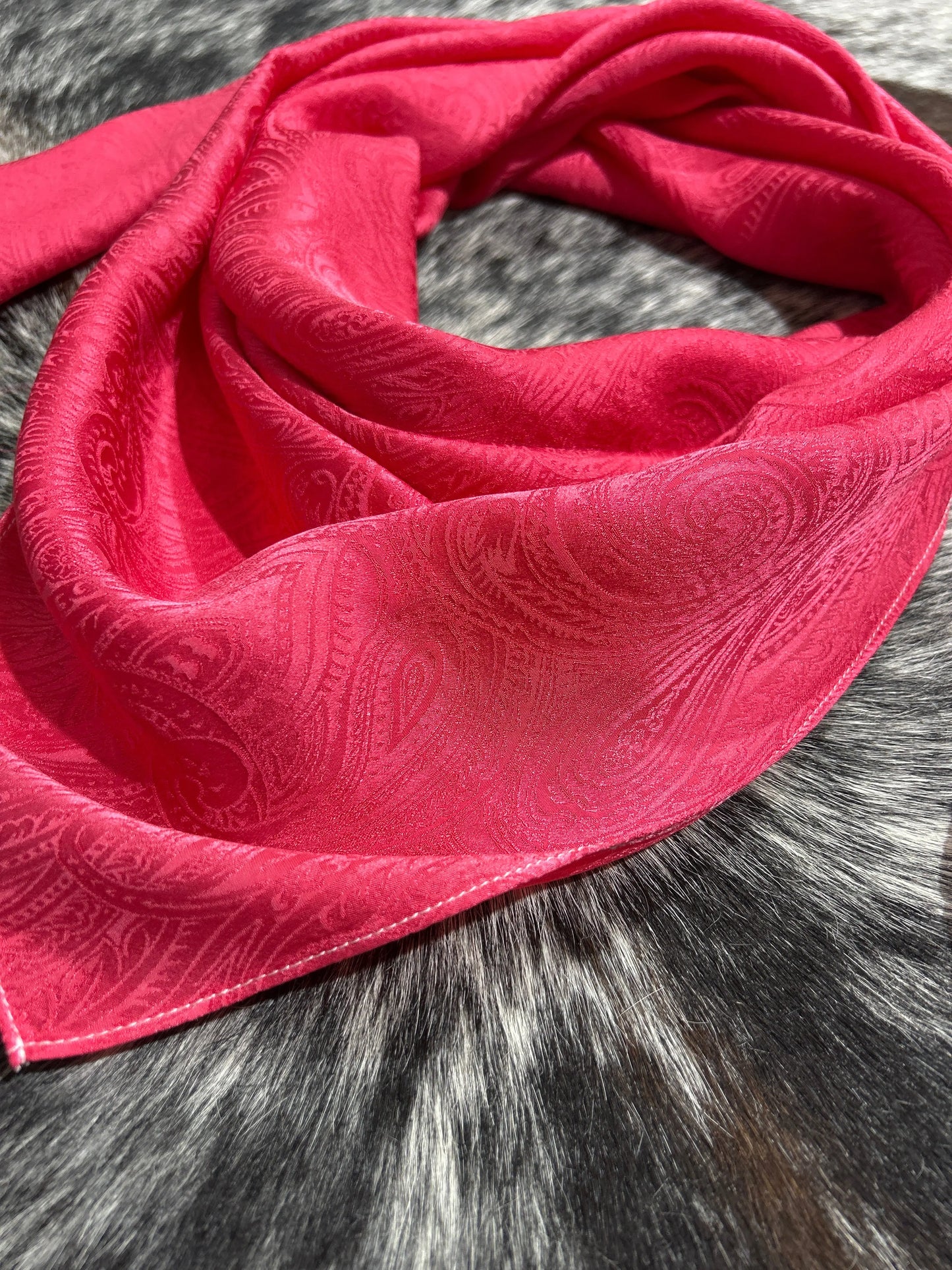 “Coral”- 100% Jacquard Silk Wild Rag Amber Waves KS
