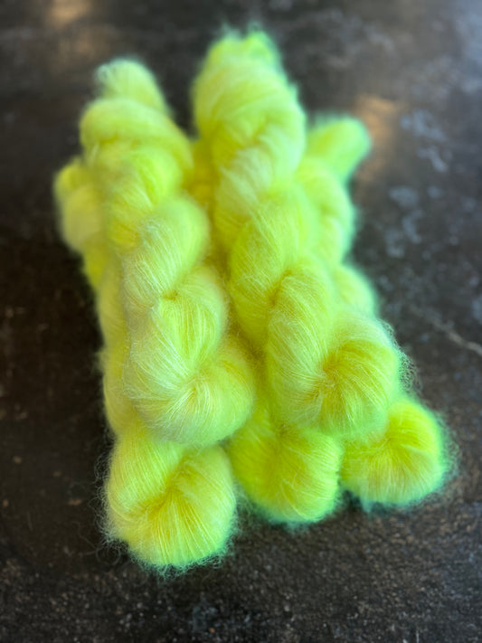 “Yellow Lite" - Kid Silk Fluff